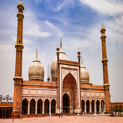 Milad un-NabiId-e-Milad Travel